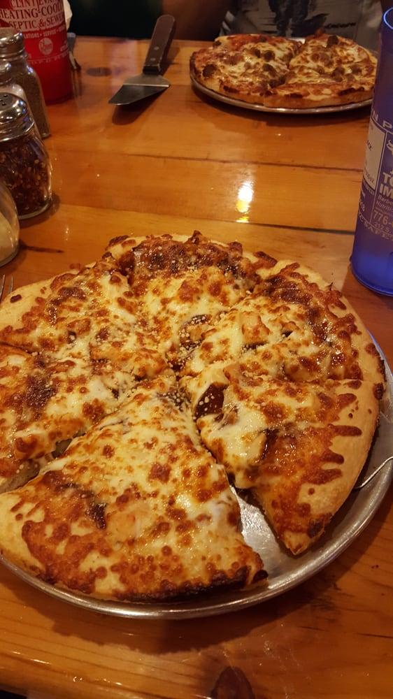 Hometown Pizza